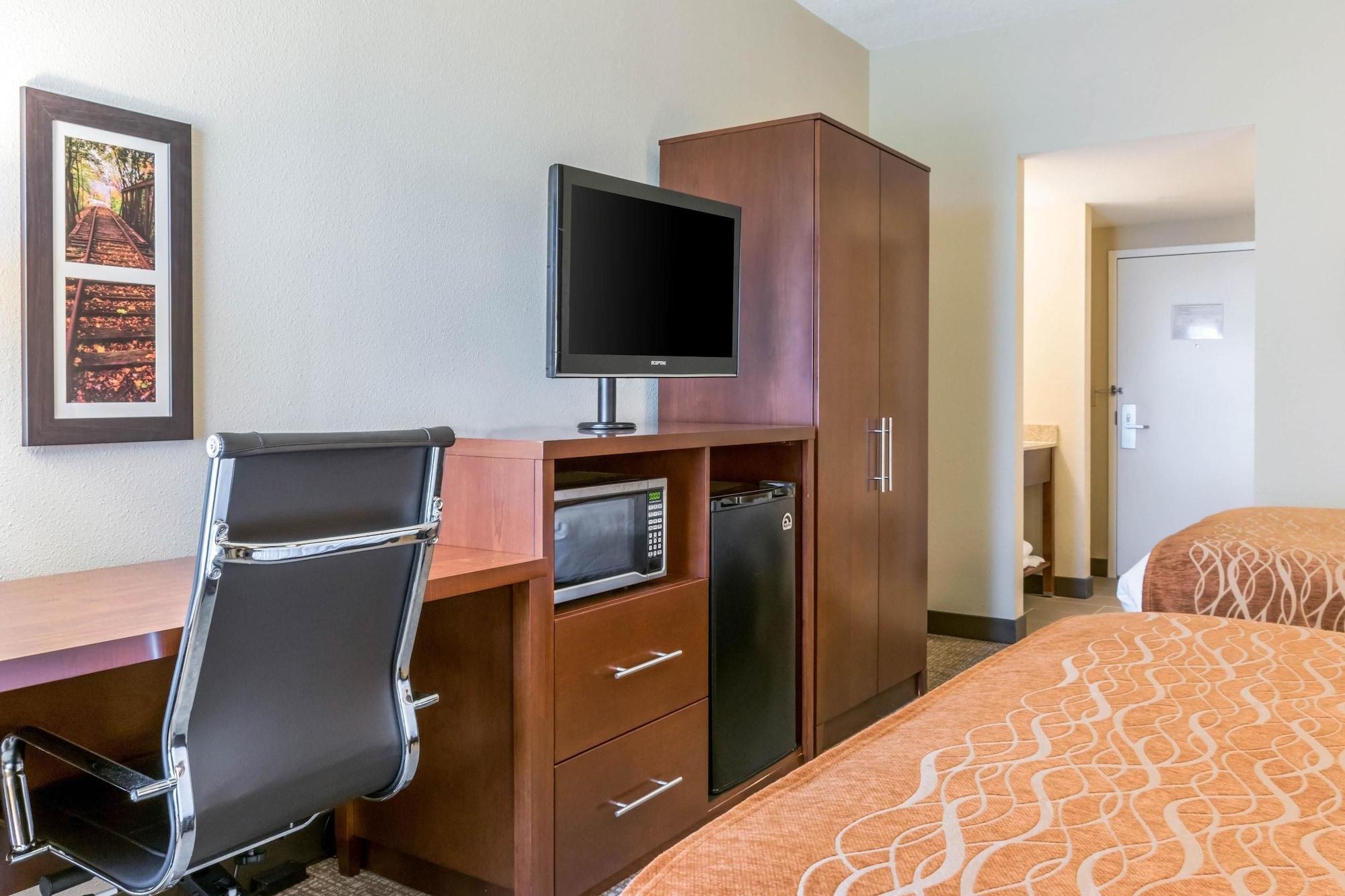 Comfort Inn Chambersburg Exterior photo