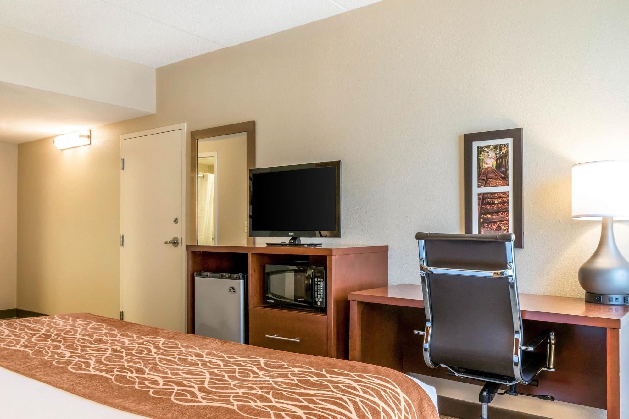 Comfort Inn Chambersburg Exterior photo