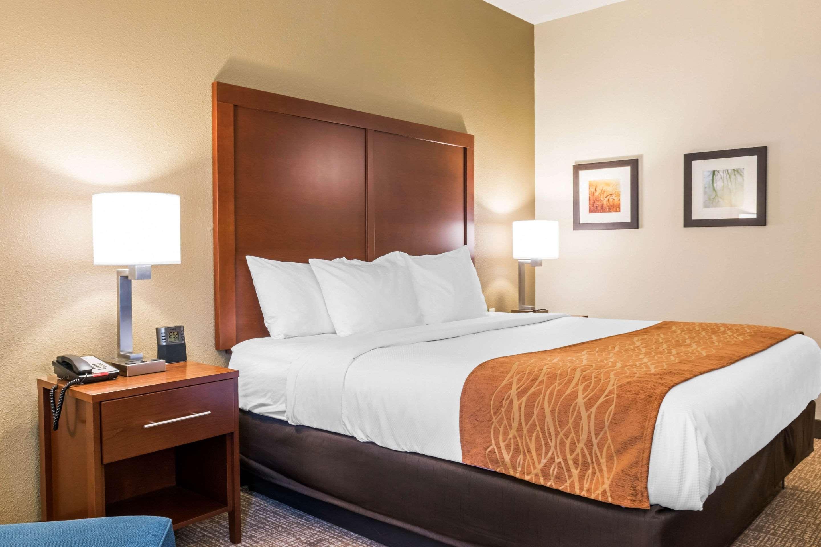 Comfort Inn Chambersburg Exterior photo