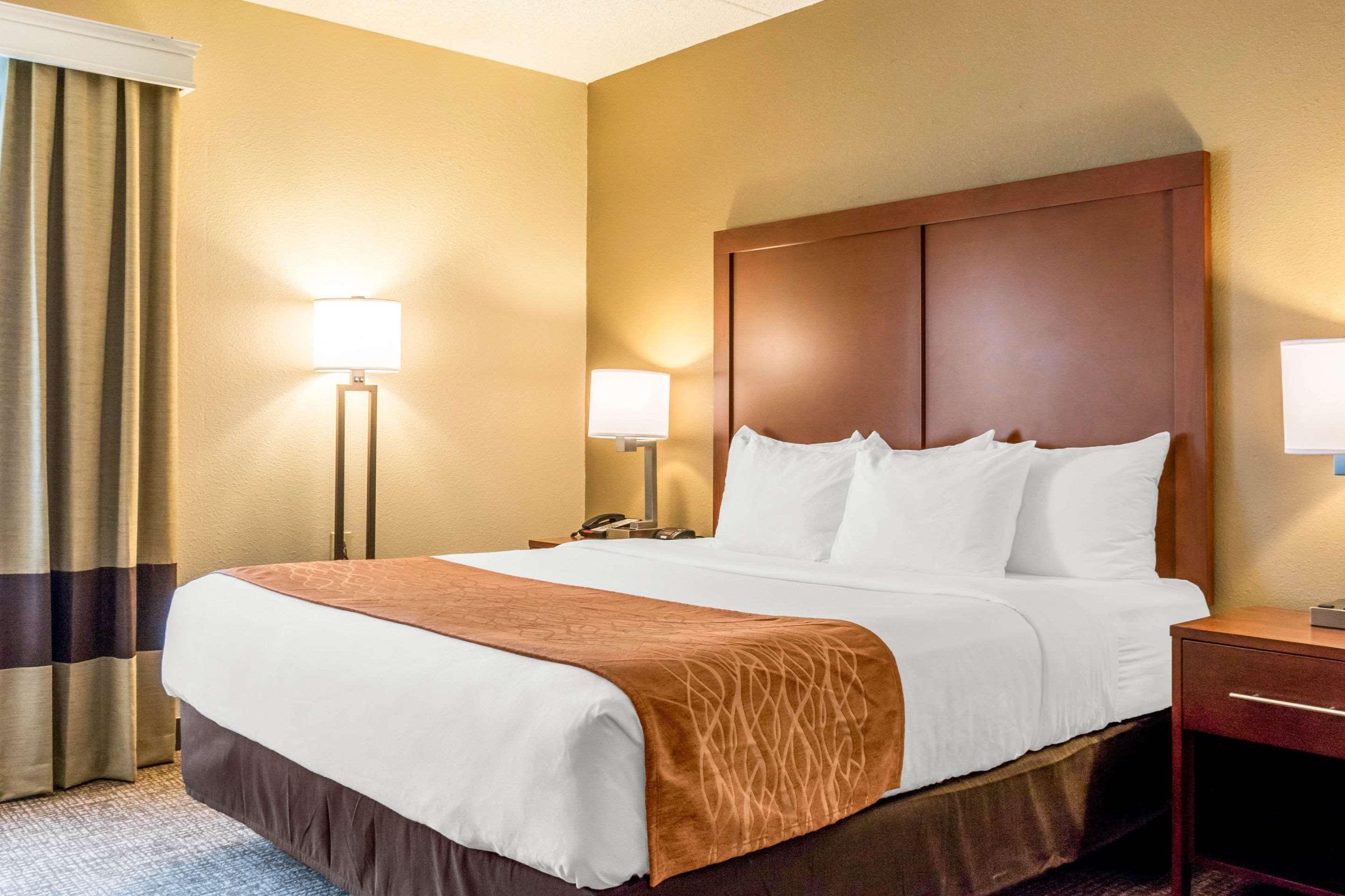 Comfort Inn Chambersburg Exterior photo