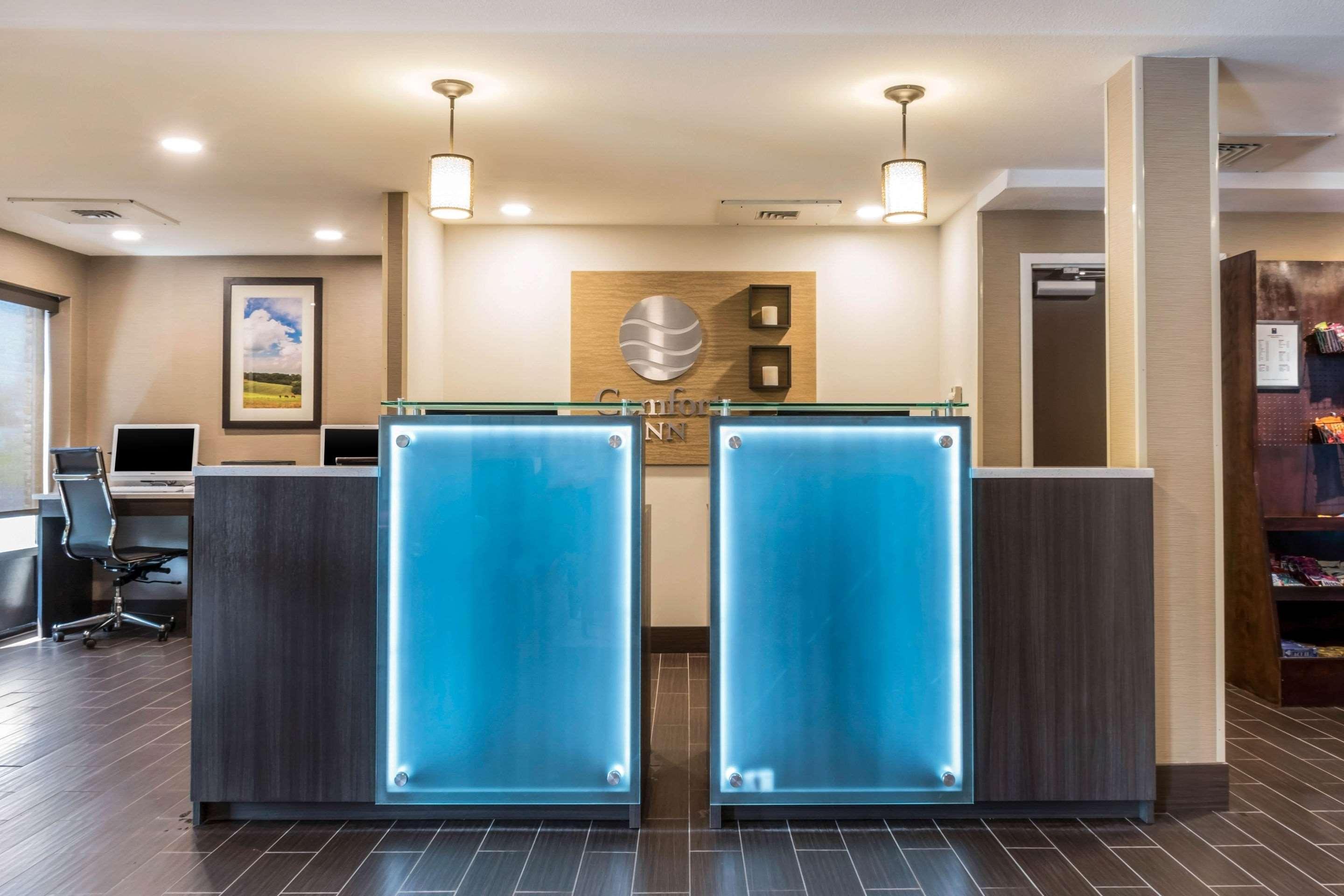 Comfort Inn Chambersburg Exterior photo
